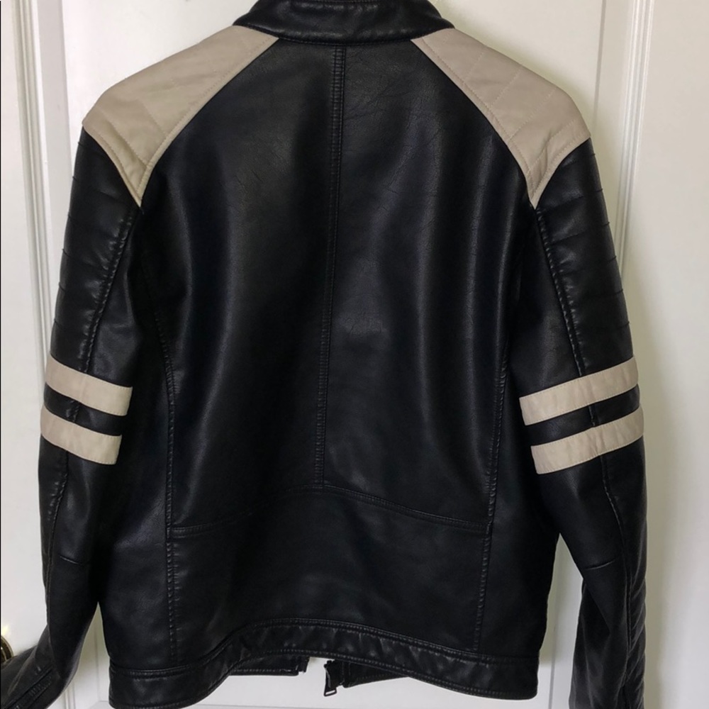 Used express jacket size small - Picture 5 of 7